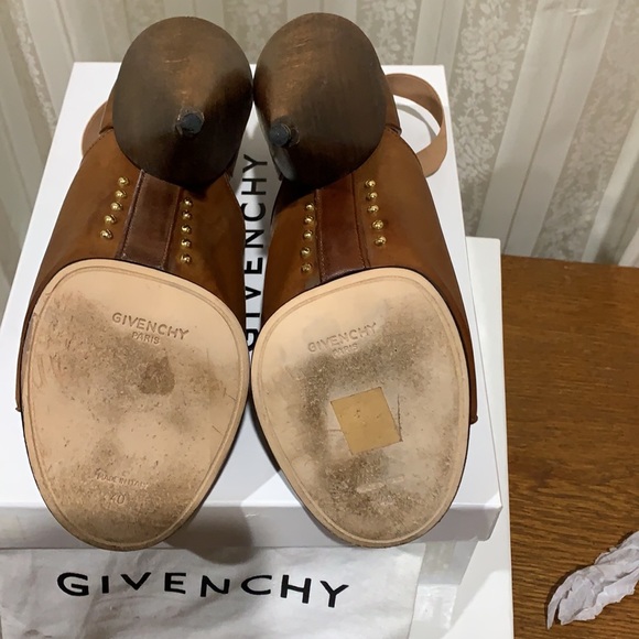 Rare gorgeous Givenchy heels - Picture 7 of 7